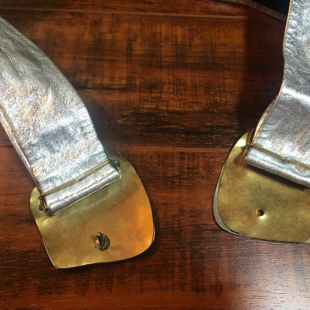 VINTAGE Brass Hammered Buckle Metallic Silver Belt